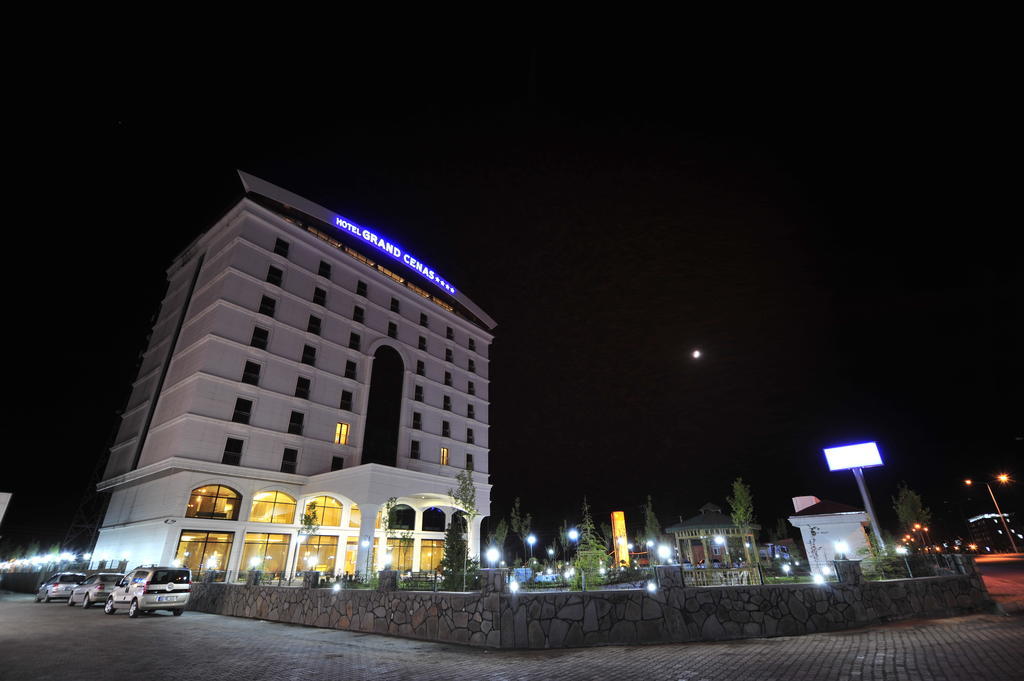 Grand Cenas Hotel Agrı Exterior foto